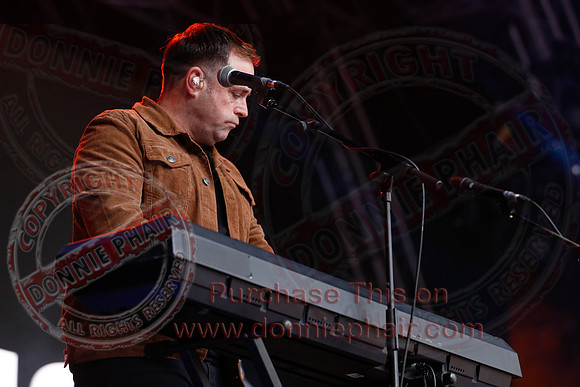 The High Kings at Custom House Square Belfast by Donnie Phair   10-08-21-49
