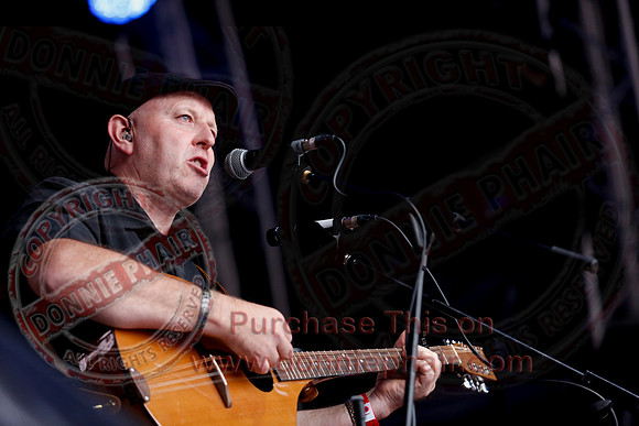 The High Kings at Custom House Square Belfast by Donnie Phair   10-08-21-80