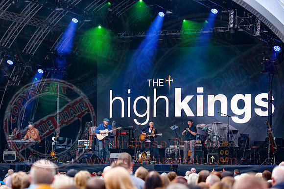The High Kings at Custom House Square Belfast by Donnie Phair   10-08-21-86