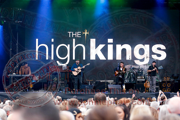 The High Kings at Custom House Square Belfast by Donnie Phair   10-08-21-87