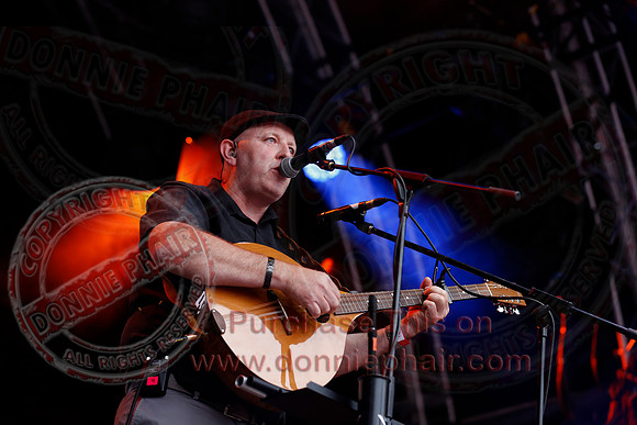 The High Kings at Custom House Square Belfast by Donnie Phair   10-08-21-93