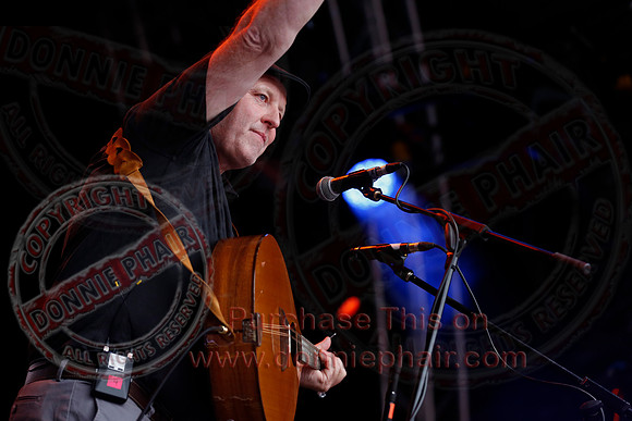 The High Kings at Custom House Square Belfast by Donnie Phair   10-08-21-95