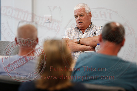 Meeting in Fermanagh House regarding the South West Acute Hospital-4