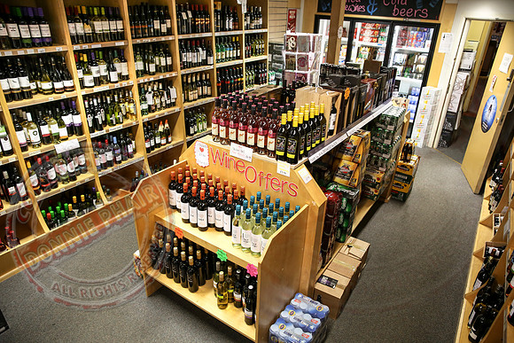Reillys Off-Licence, Lisnaskea.