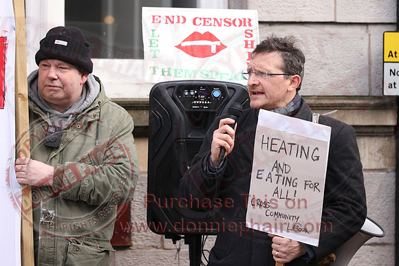 Independent Councillors Protest over Censorship outside Enniskillen Townhall-9