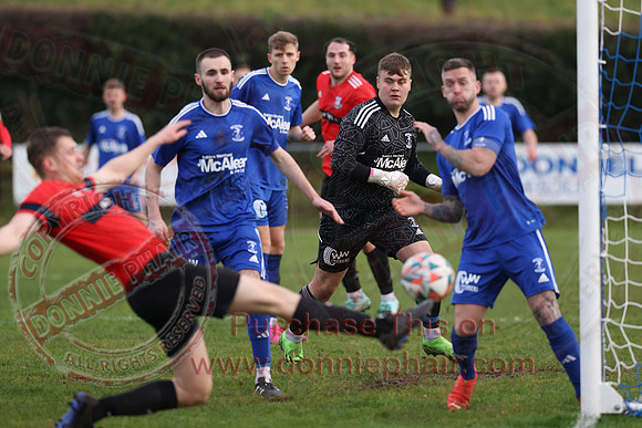 Lisbellaw (2) V Beragh Swifts (1) in Mercer Football League-5