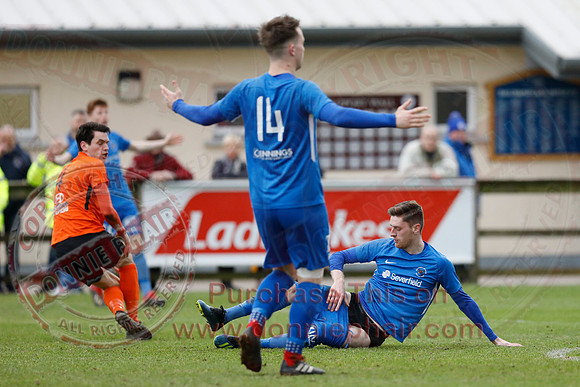 Ballinamallard United (1) V Carrick Rangers (2) in Bluefin Sport Championship Football-11