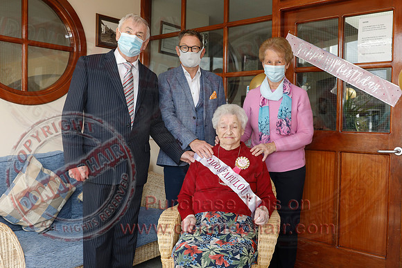 Kathleen Harvey celebrates her 100th Birthday-2