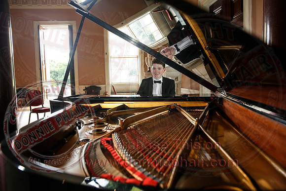 Oisin McManus on the Piano in the run-up to Proms in the Park-30