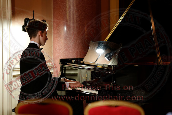Oisin McManus on the Piano in the run-up to Proms in the Park-7