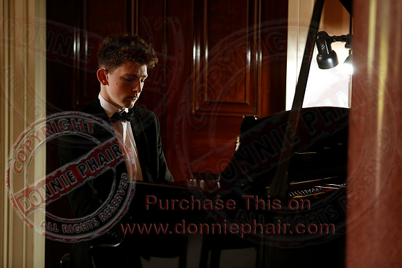 Oisin McManus on the Piano in the run-up to Proms in the Park-14