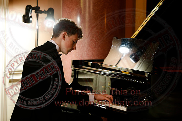 Oisin McManus on the Piano in the run-up to Proms in the Park-18