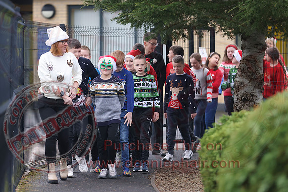 Maguiresbridge Controlled Primary School Santa Daily Mile-17