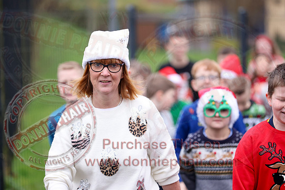 Maguiresbridge Controlled Primary School Santa Daily Mile-25