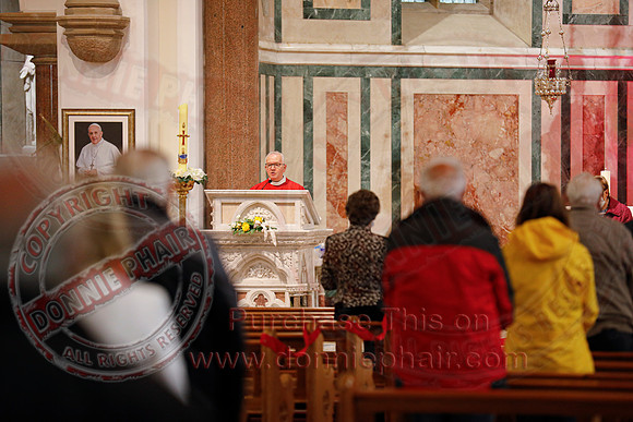 Mass in Holy Cross Church Lisnaskea after Covid-19 Lock-down-2