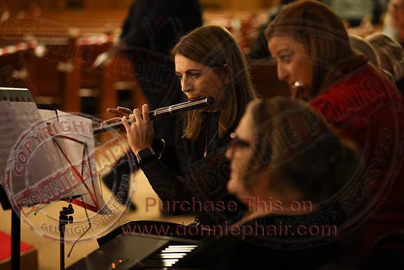 Caritas singing Christmas Hymns in The Graan, Enniskillen.-2