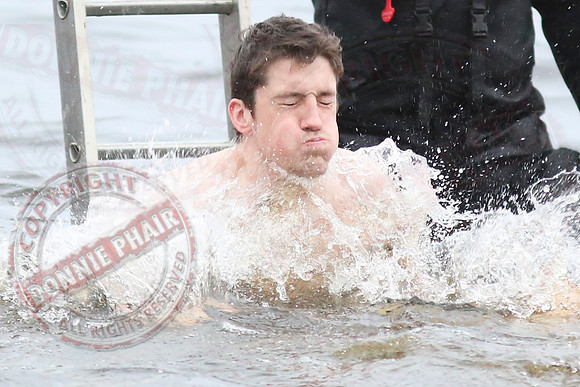 New Years Day Galloon Island Charity Swim