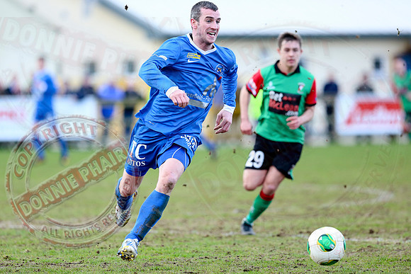 Ballinamallard United (0) V Glentoran (3) in IFA Premiership.