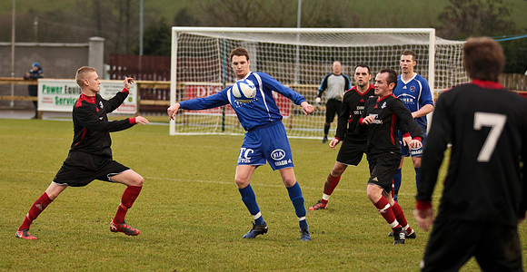 Ballinamallard V Larne.