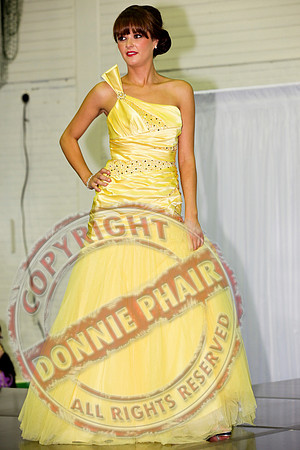 Fermanagh Herald Wedding Fayre in the Lakelake Forum, Enniskillen.