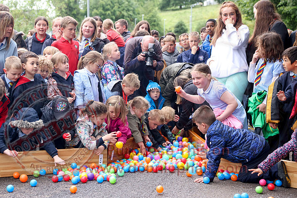 Erne Integrated College in conjunction with Enniskillen Integrated PS – Ball Rolling Charity Event -12