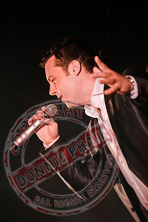 Nathan Carter plays In Derrygonnelly.