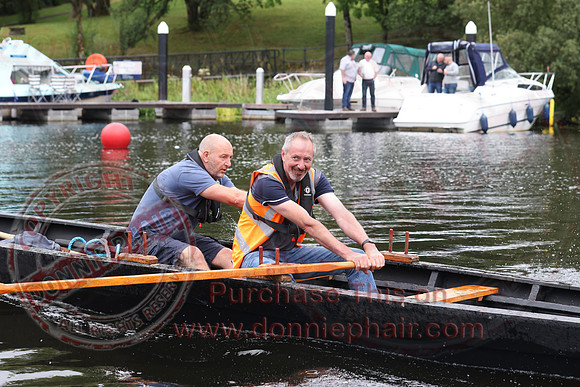 Traditional Cot racing at Carrybridge-80