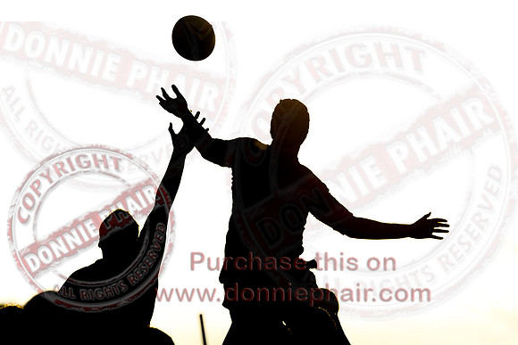 Enniskillen 1st XV (34) V Randalstown (8) in Towns Cup.
