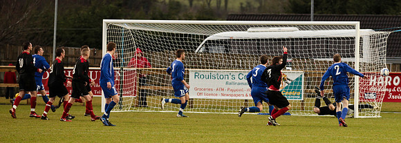 Ballinamallard V Larne.