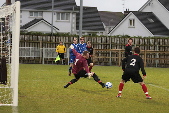 Ballinamallard V Larne.