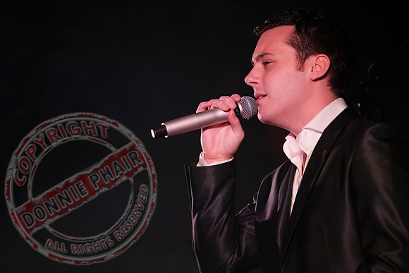 Nathan Carter plays In Derrygonnelly.