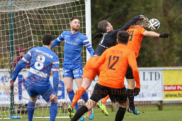 Ballinamallard United (1) V Glenavon (3) in IFA Danske Premier League.